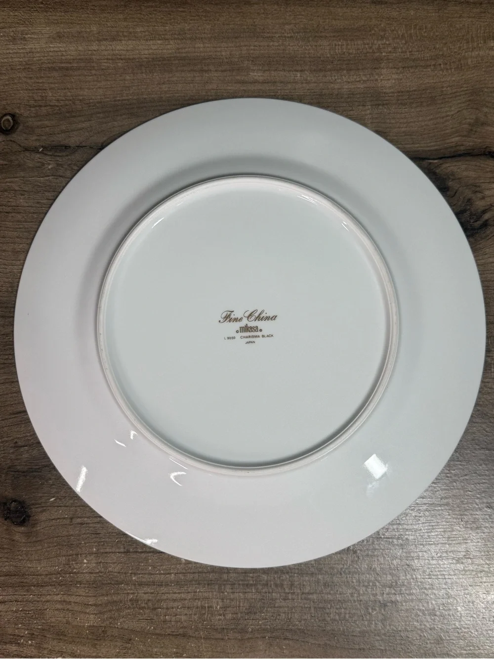 Mikasa Charisma Black L9050 Fine China Dinner Plates Set of 12